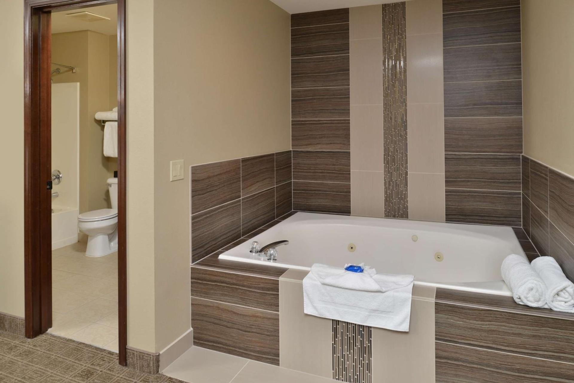 Best Western Plus Kennewick Inn photo 15
