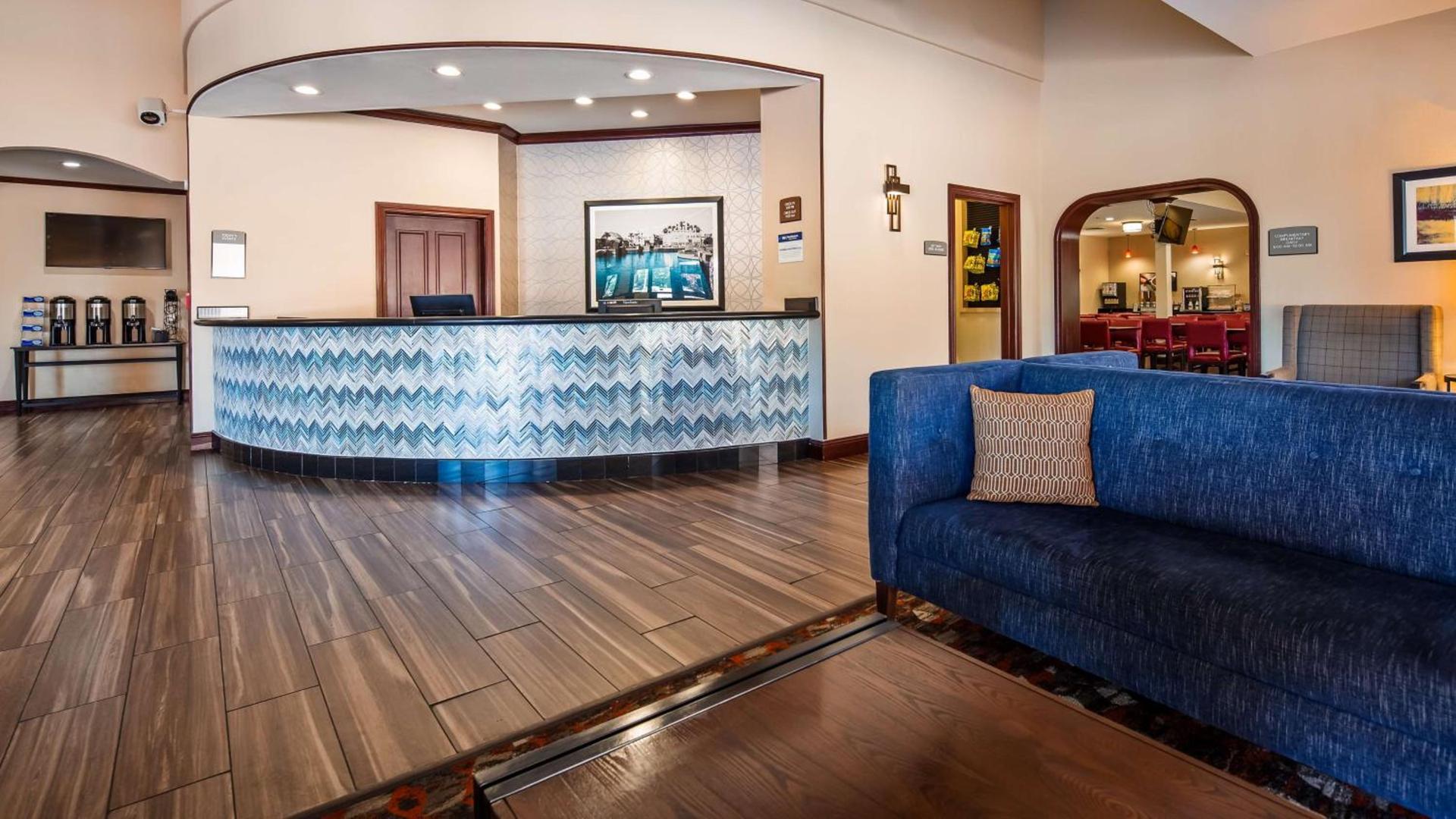 Best Western Plus Heritage Inn photo 2