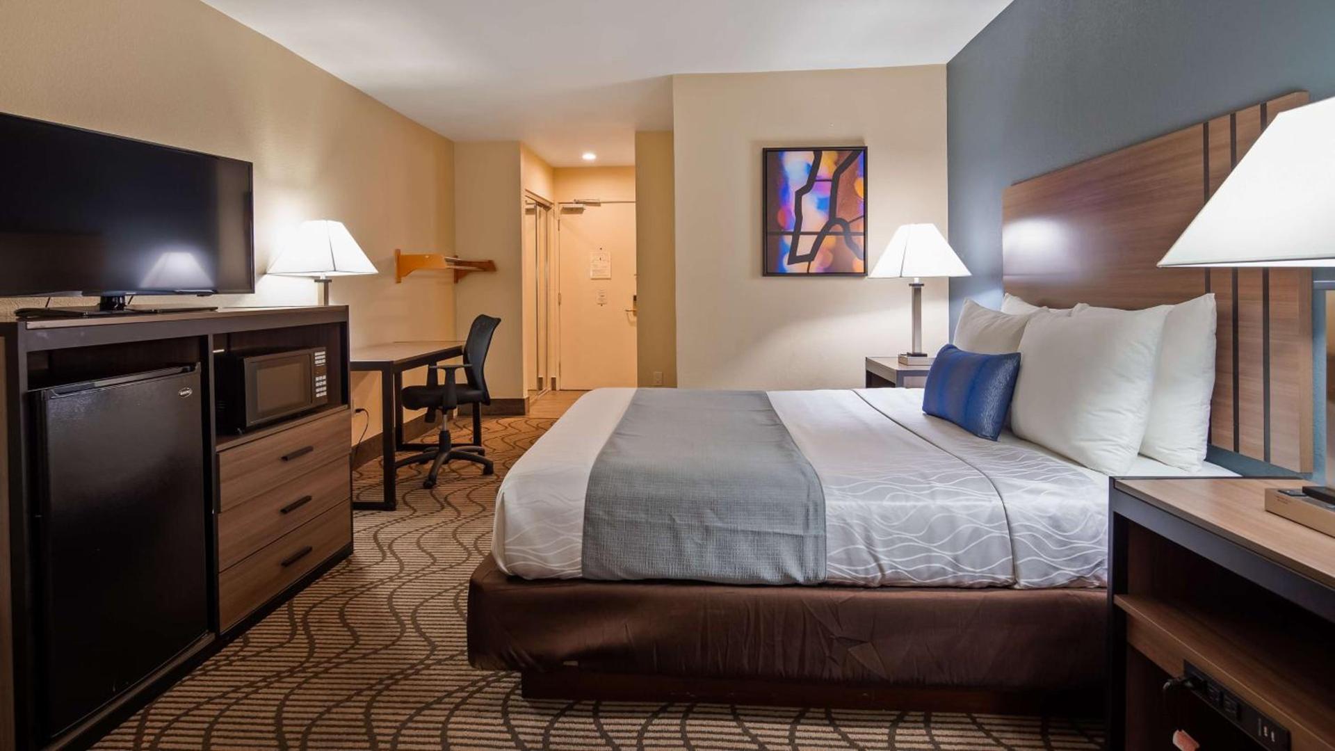Best Western Plus Heritage Inn photo 12