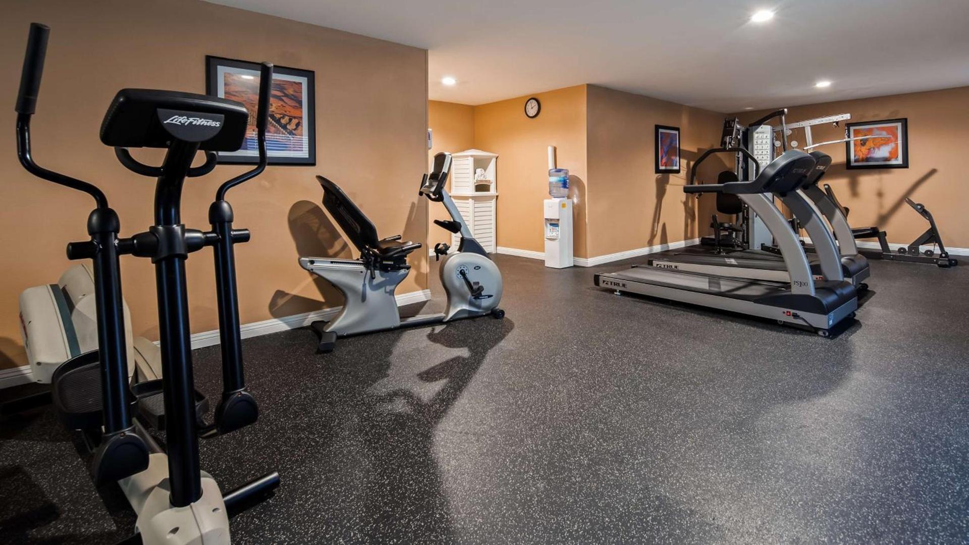 Best Western Plus Heritage Inn photo 24