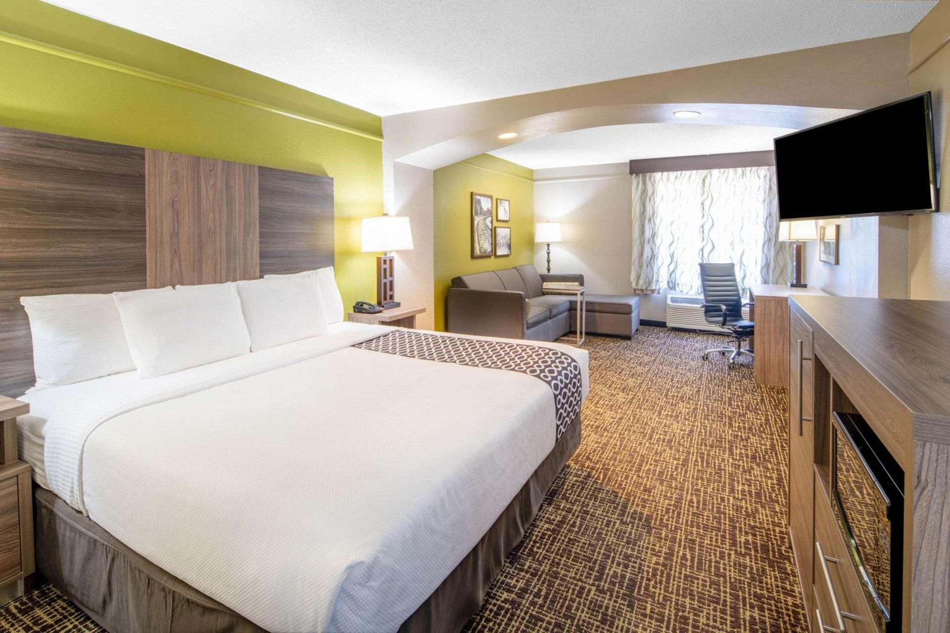 La Quinta by Wyndham Atlanta Stockbridge photo 12