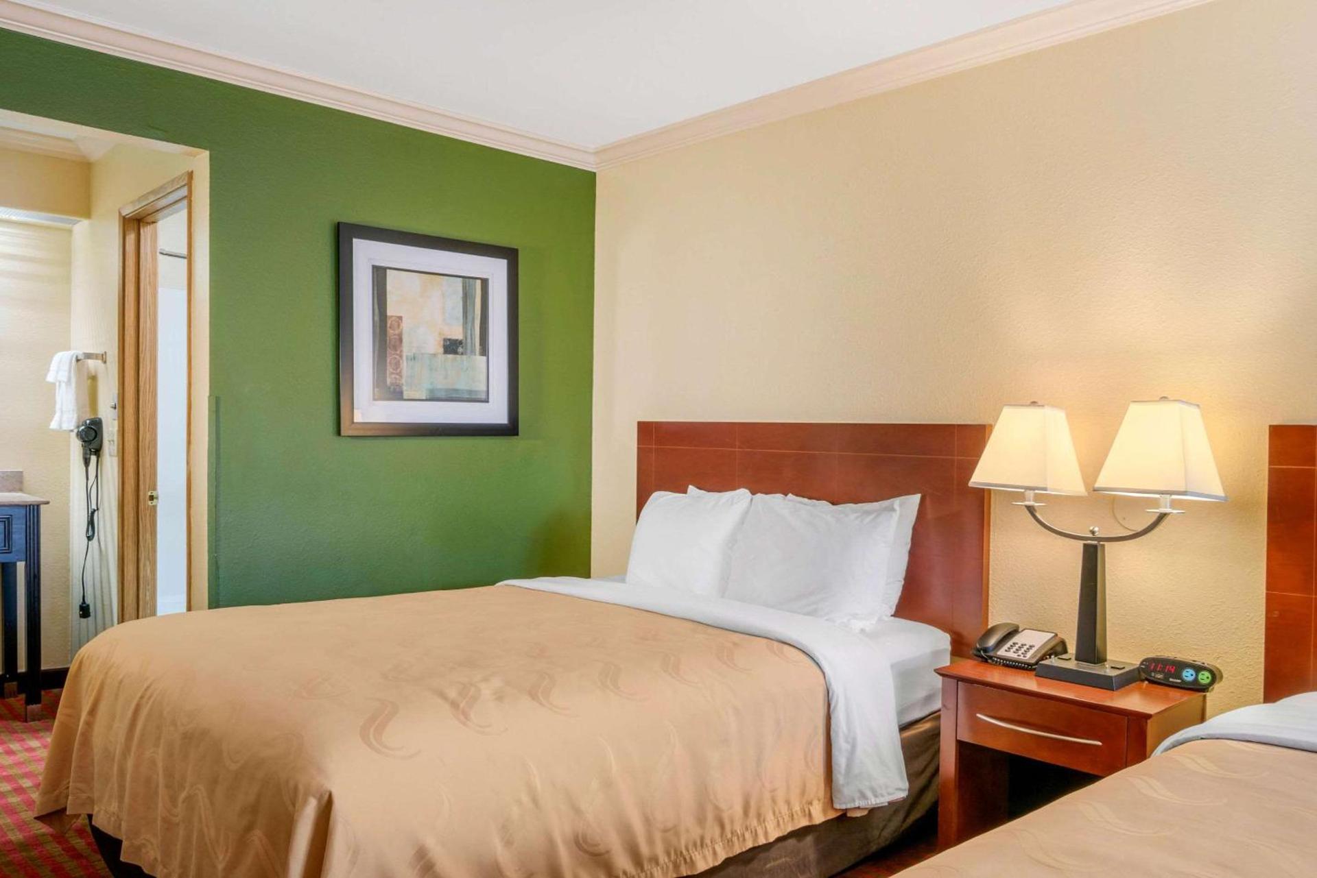Quality Inn Klamath Falls - Crater Lake Gateway photo 4