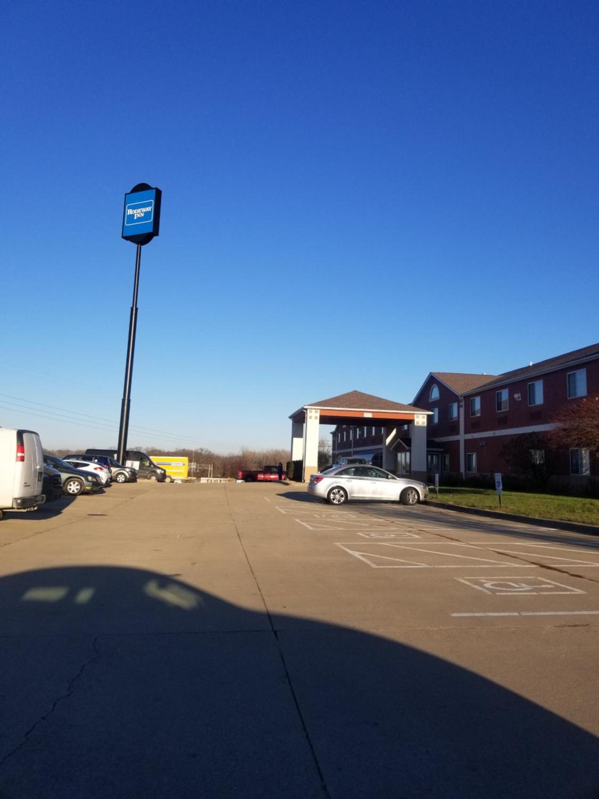Rodeway Inn Urbana Champaign University Area photo 40