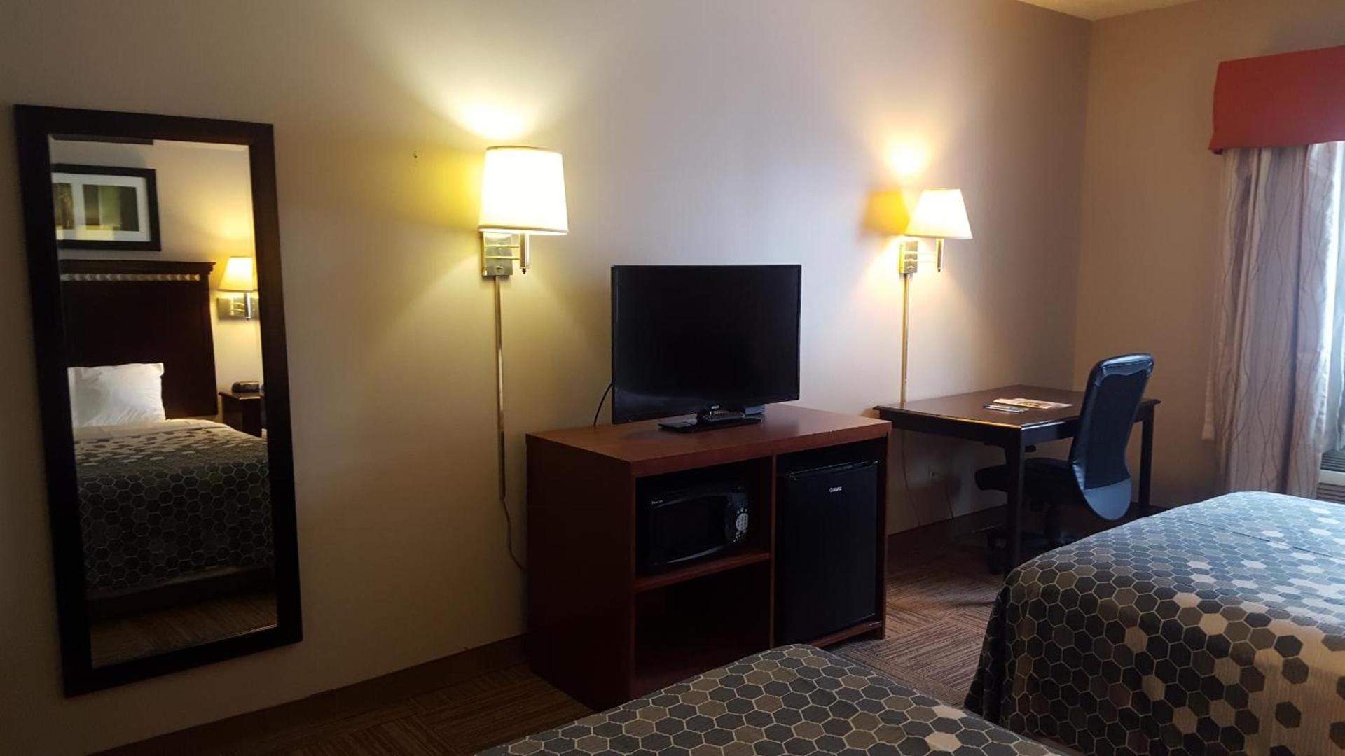 Rodeway Inn Urbana Champaign University Area photo 50
