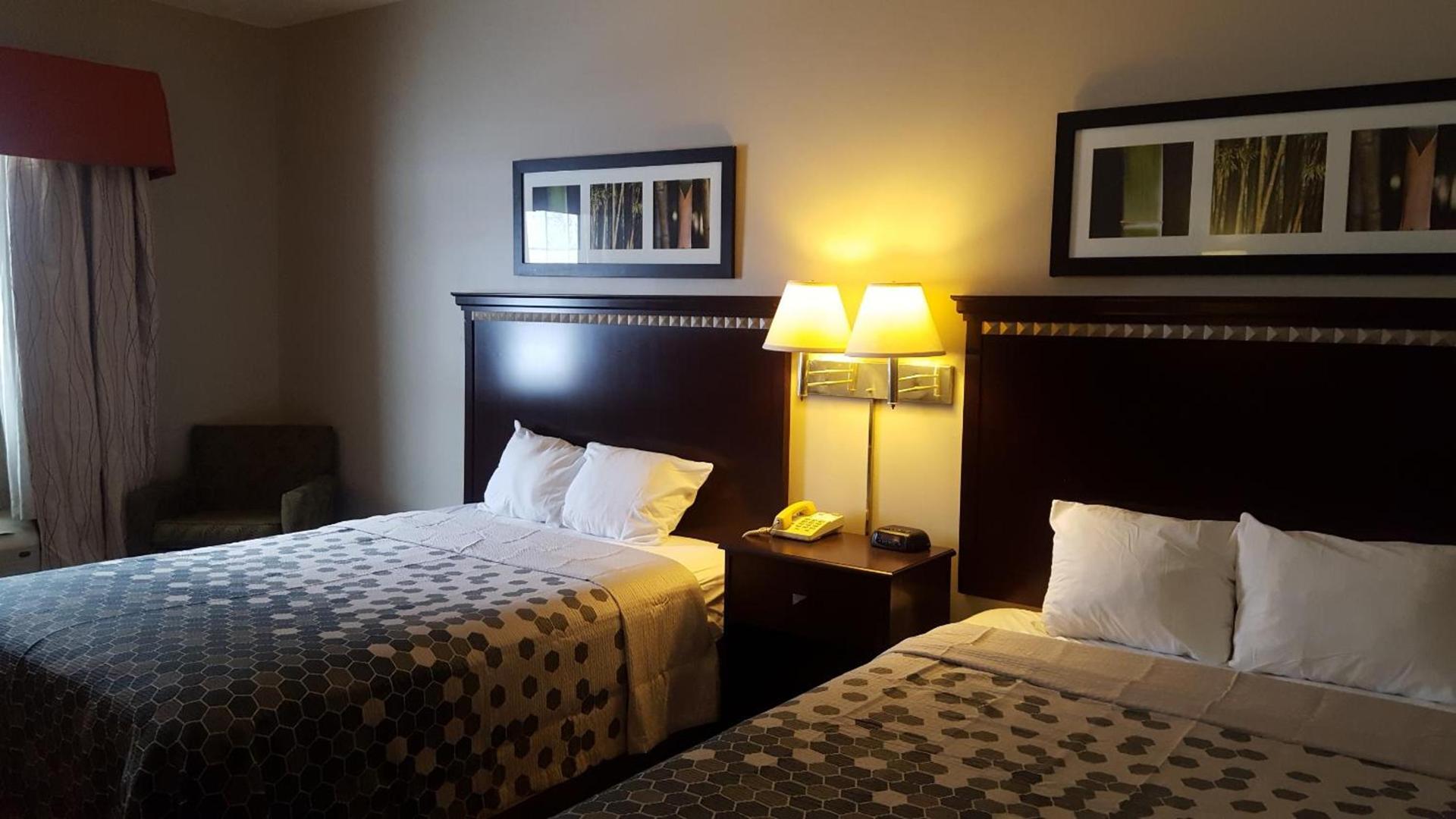 Rodeway Inn Urbana Champaign University Area photo 39