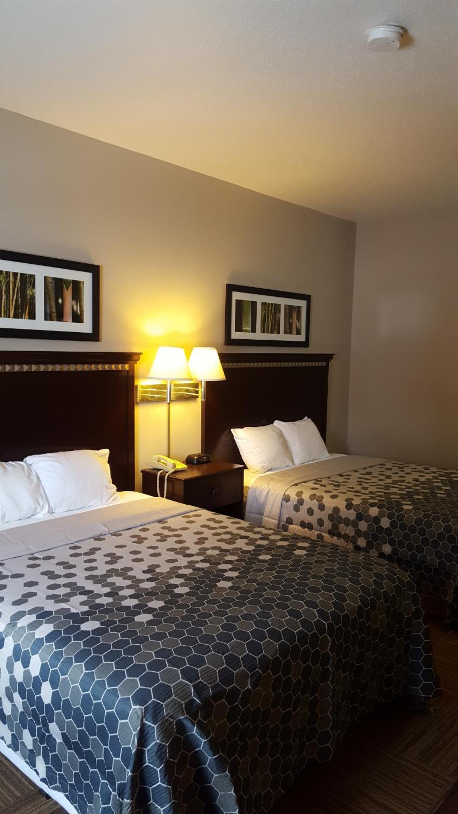 Rodeway Inn Urbana Champaign University Area photo 42