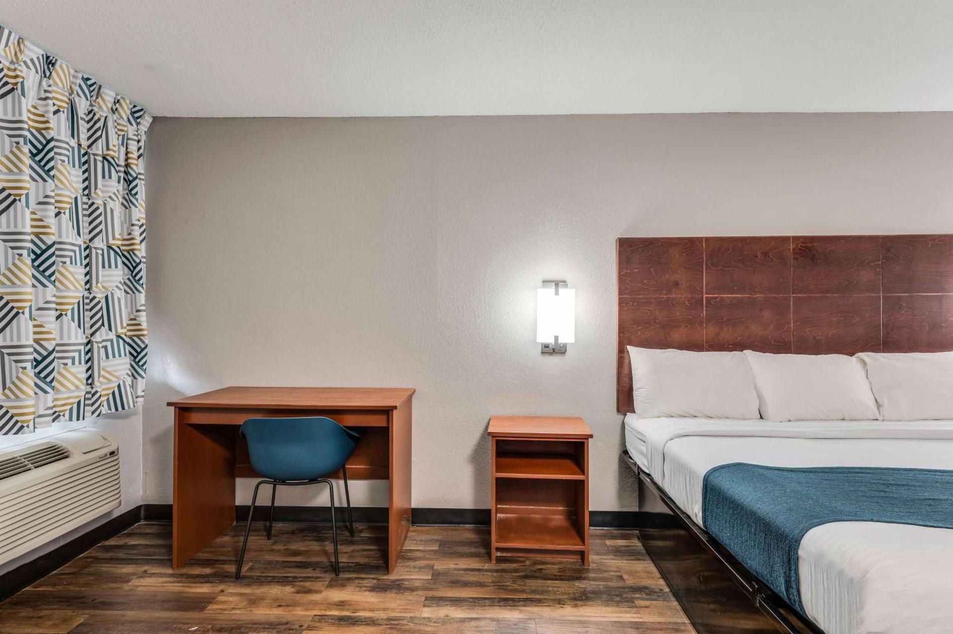 Motel 6-Tupelo, MS - Downtown photo 5