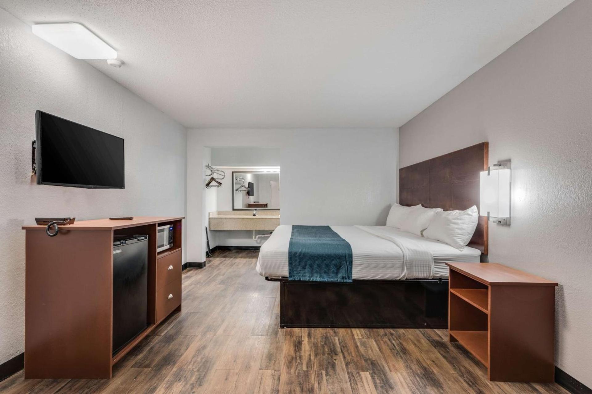 Motel 6-Tupelo, MS - Downtown photo 7