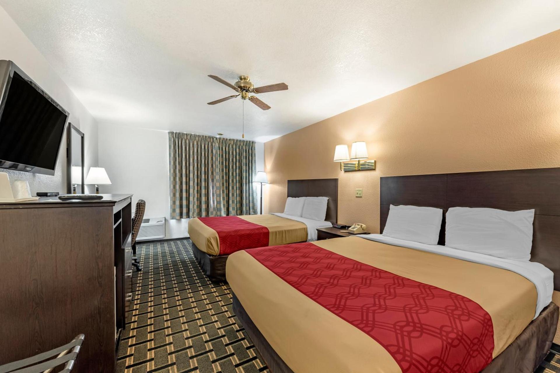Econo Lodge La Junta photo 4
