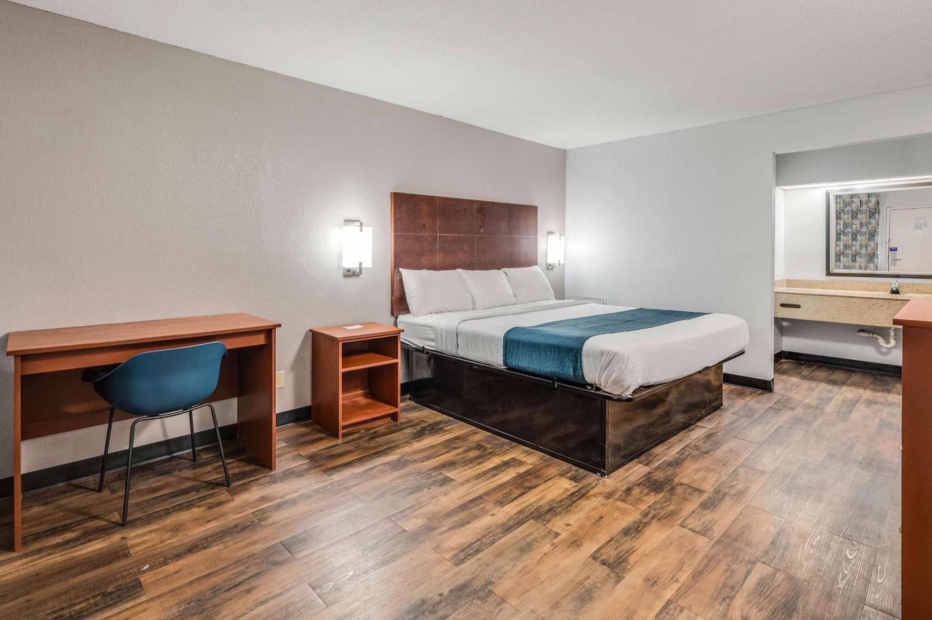 Motel 6-Tupelo, MS - Downtown photo 4
