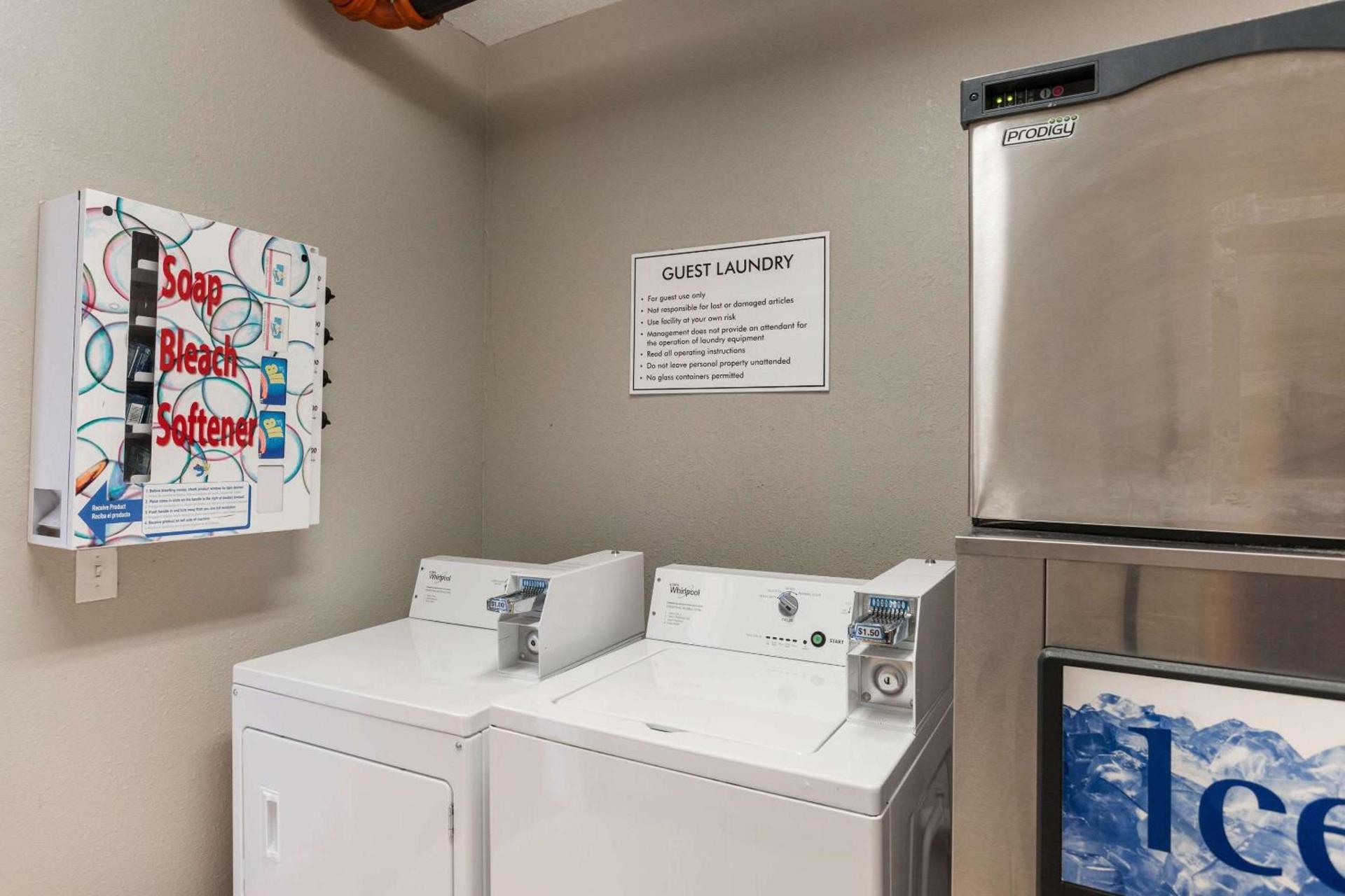 Quality Inn & Suites Ferdinand photo 33