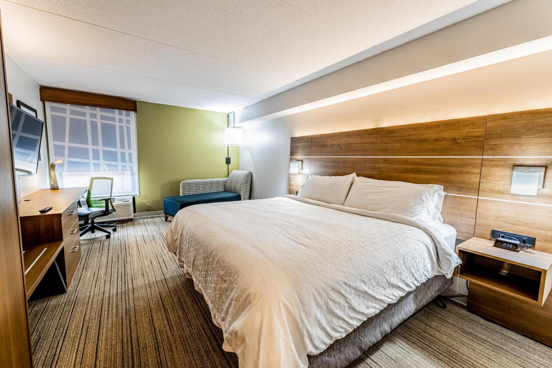 Holiday Inn Express Indianapolis South by IHG photo 53