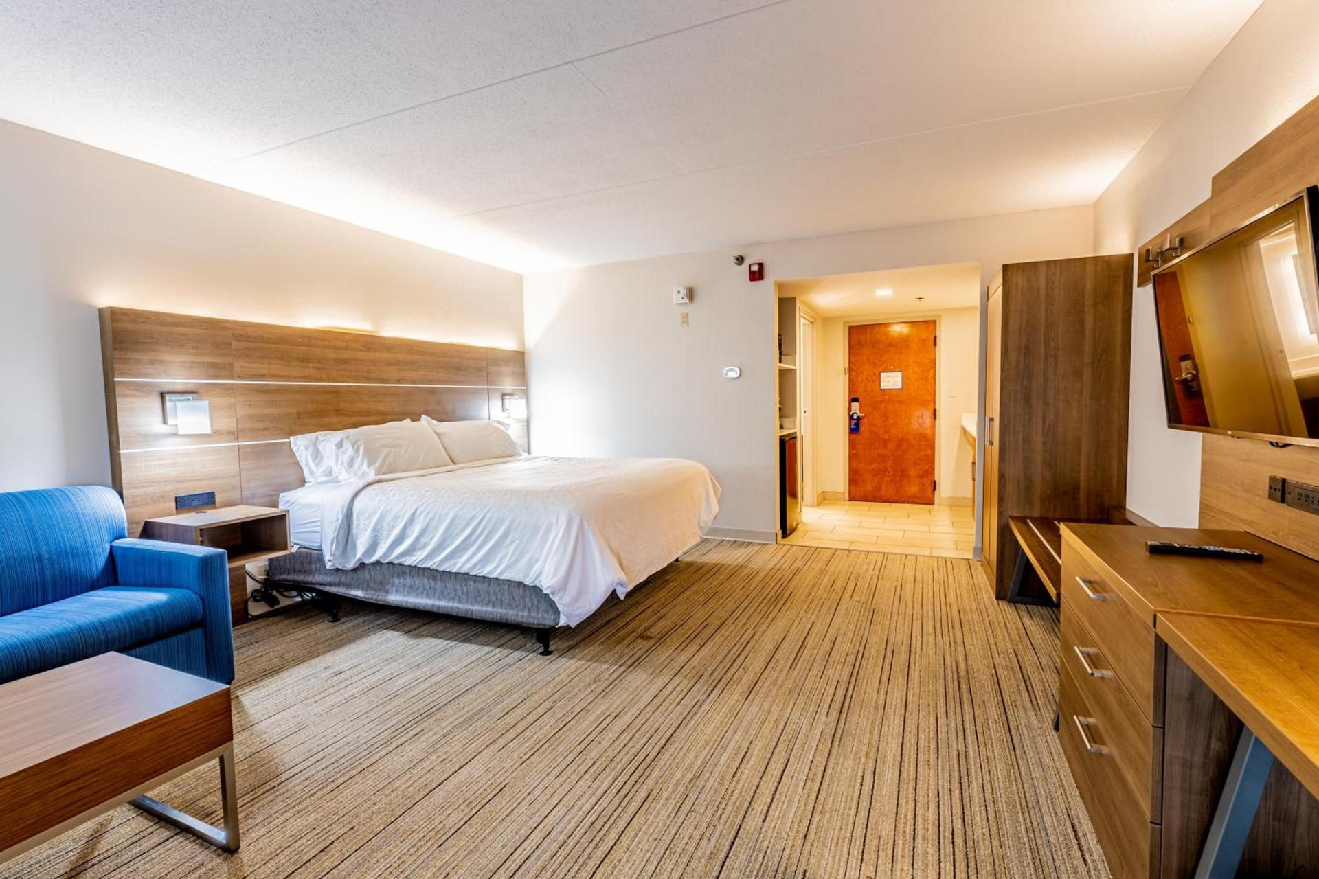 Holiday Inn Express Indianapolis South by IHG photo 47