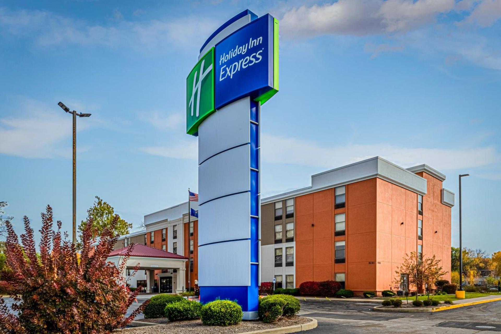 Holiday Inn Express Indianapolis South by IHG photo 21