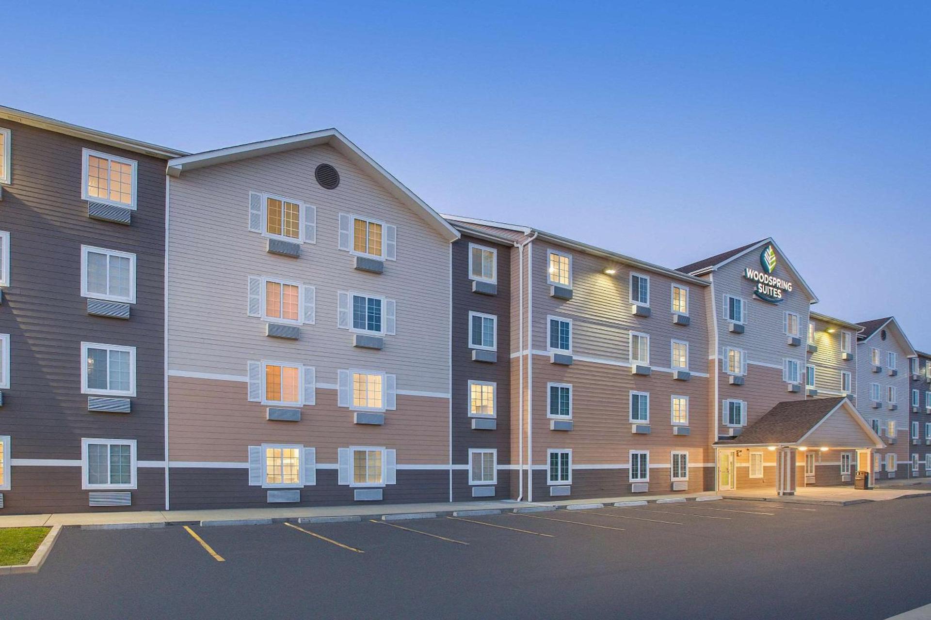 WoodSpring Suites Sioux Falls photo 3