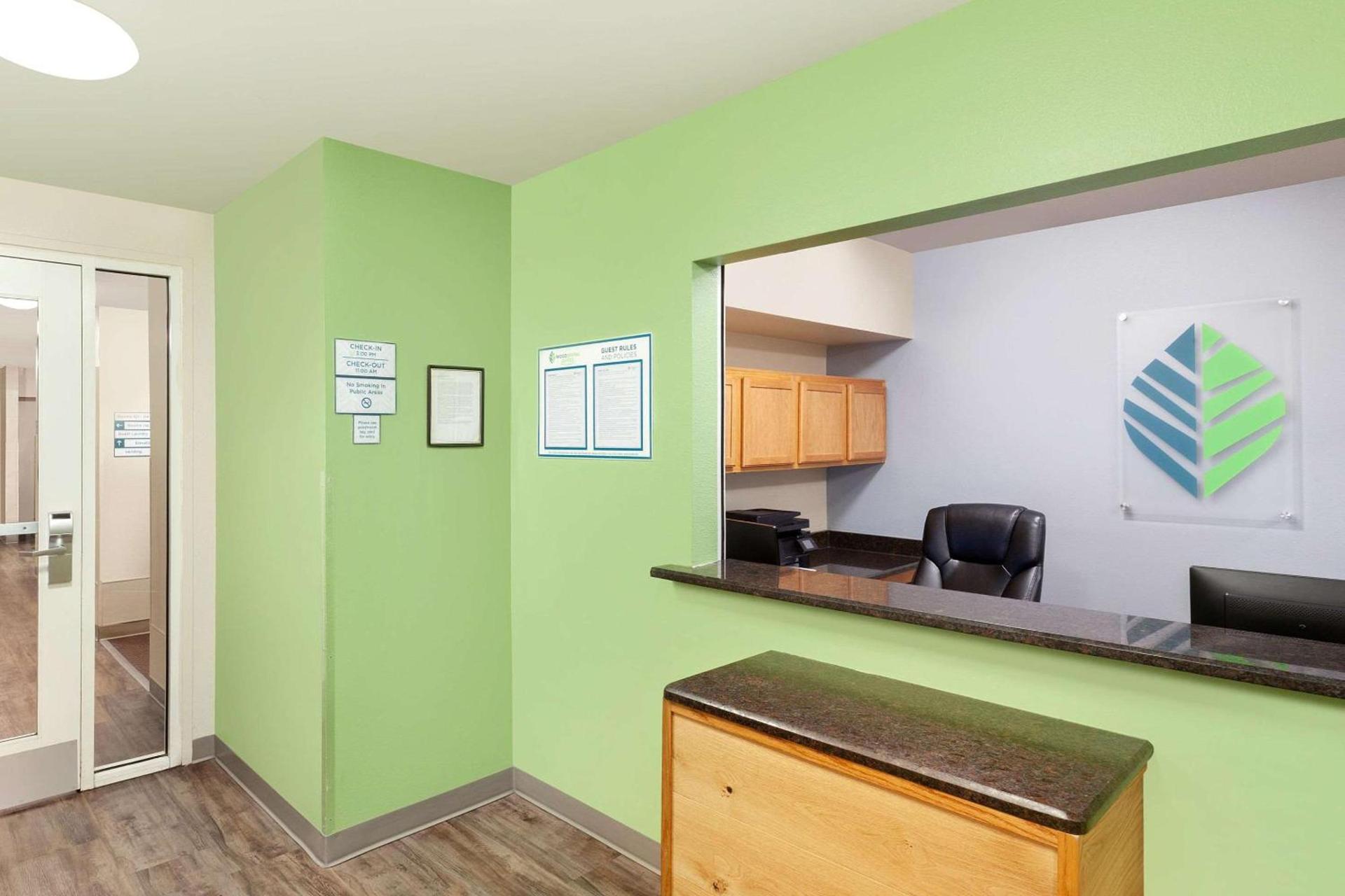 WoodSpring Suites Sioux Falls photo 5