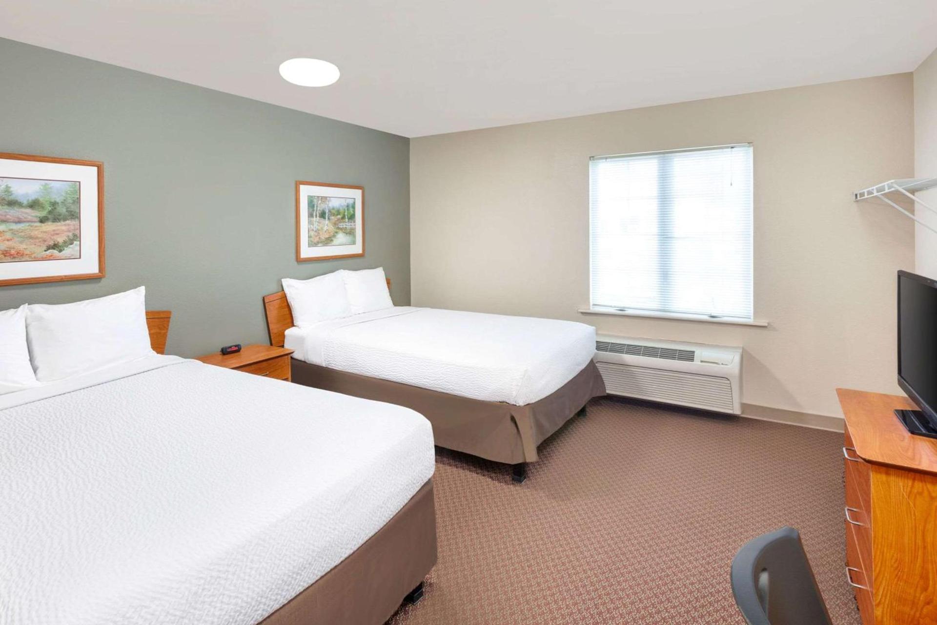 WoodSpring Suites Sioux Falls photo 11