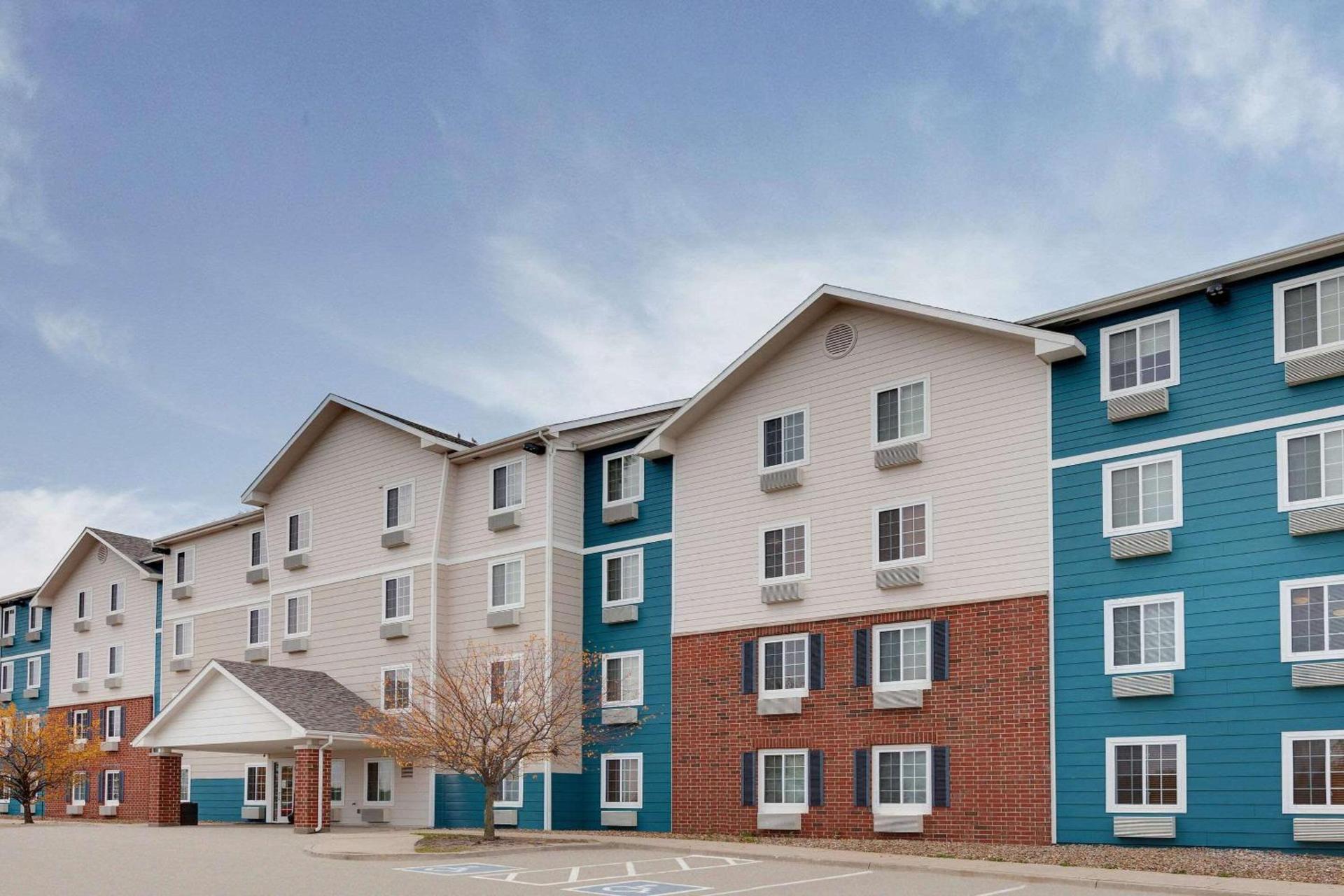 WoodSpring Suites Ankeny Des Moines photo 1