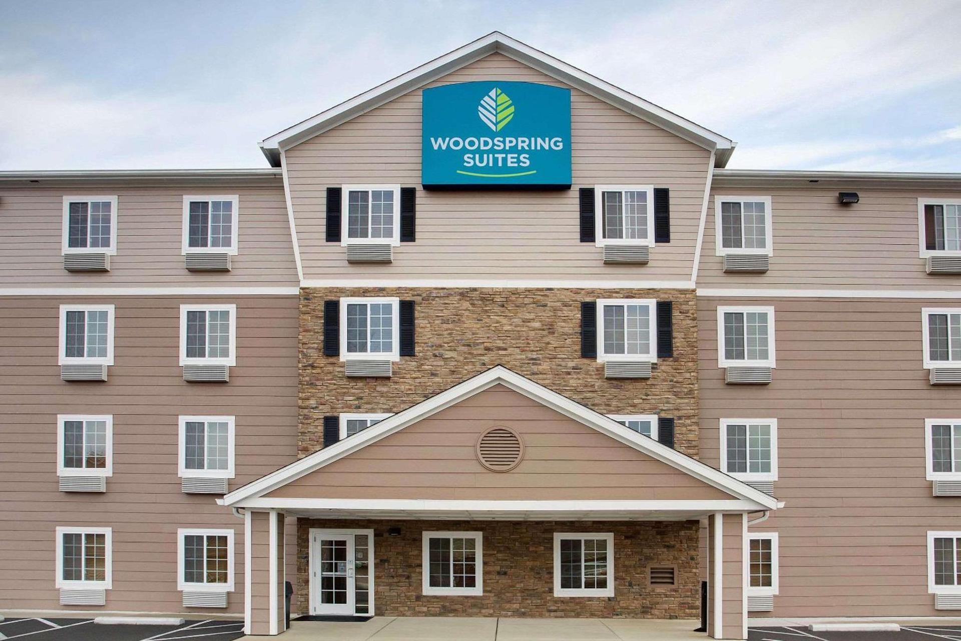 WoodSpring Suites Columbus North I-270 photo 3