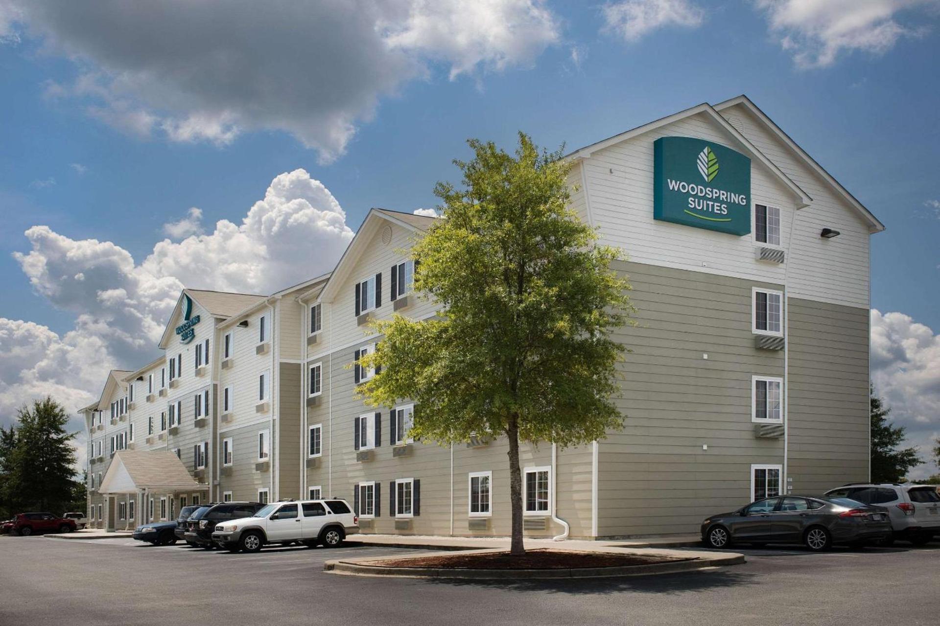 WoodSpring Suites Columbia Fort Jackson photo 2