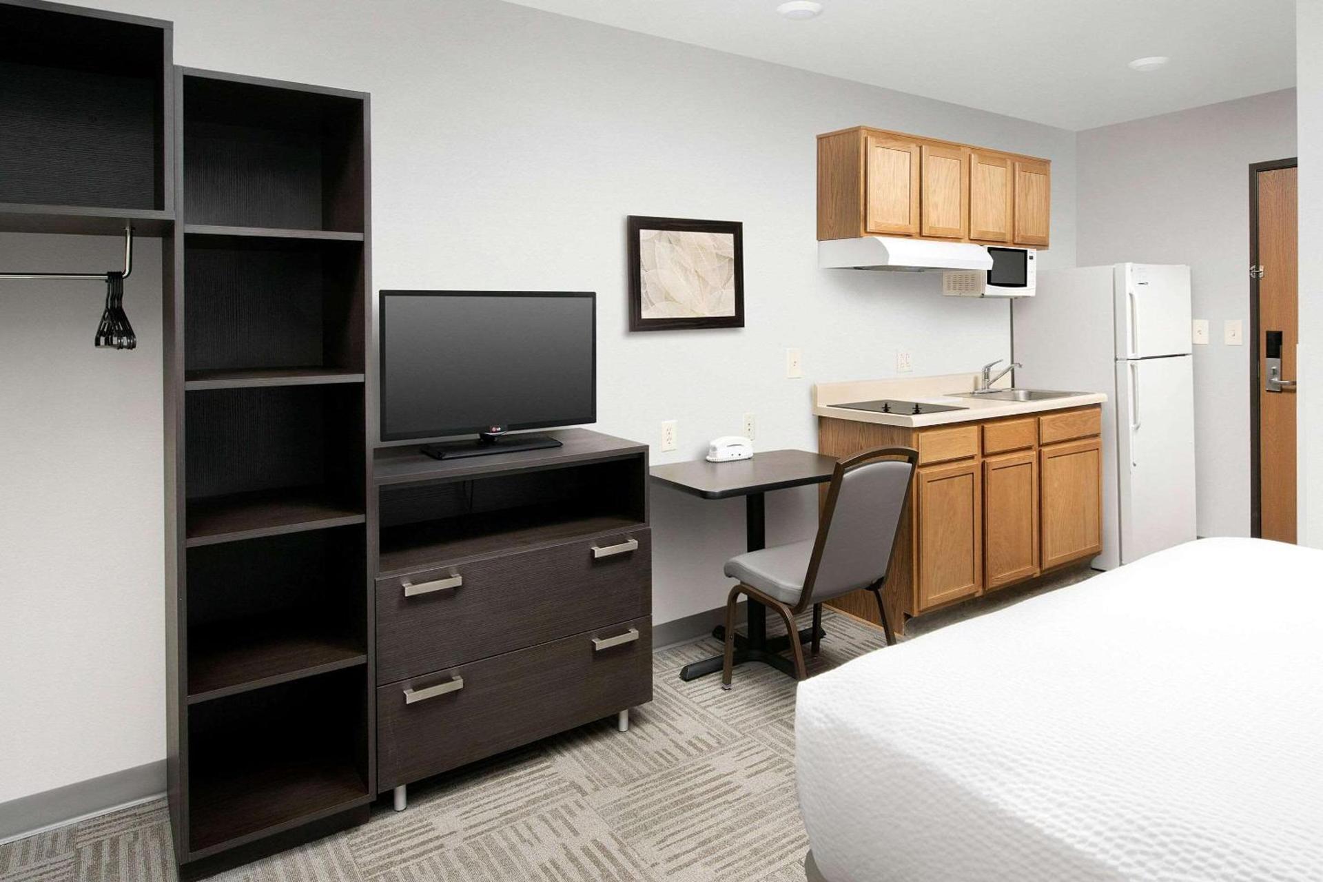 WoodSpring Suites Murfreesboro photo 8