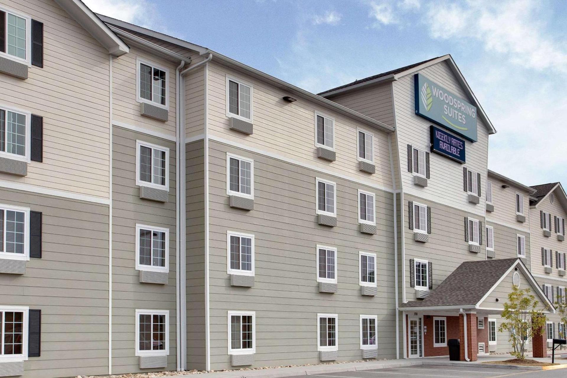 WoodSpring Suites Chesapeake-Norfolk Greenbrier photo 2