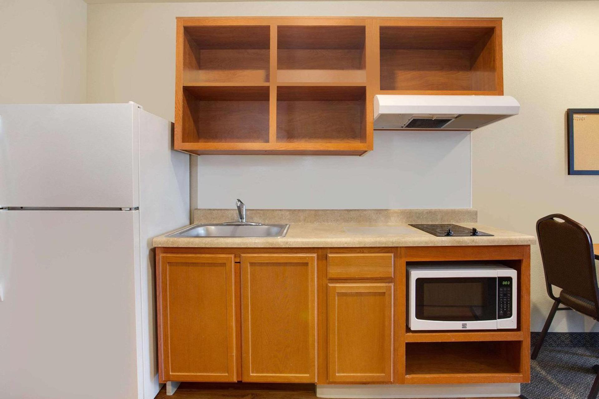 WoodSpring Suites Chesapeake-Norfolk Greenbrier photo 12
