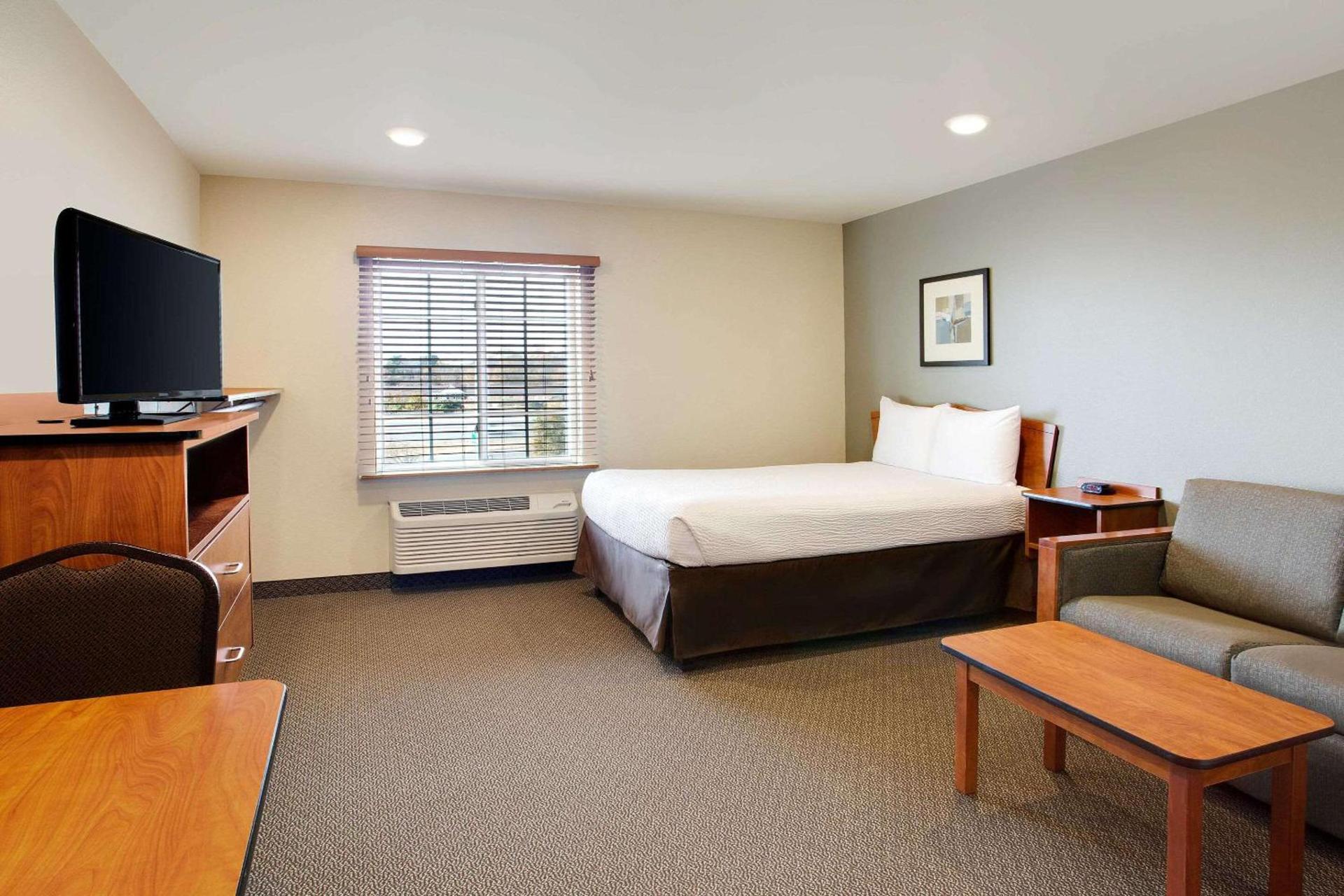 WoodSpring Suites Chesapeake-Norfolk Greenbrier photo 9