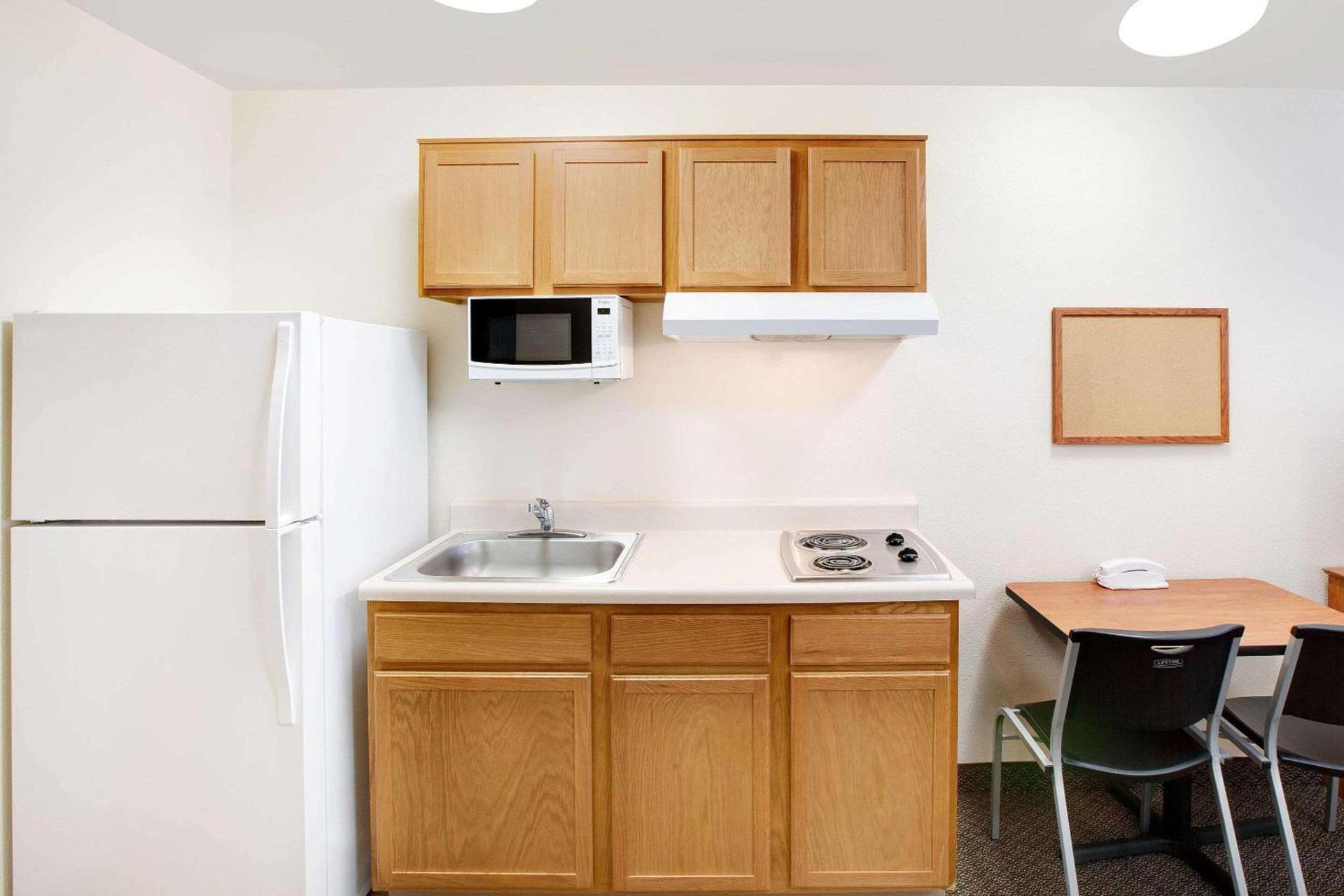 WoodSpring Suites Spartanburg - Duncan photo 9
