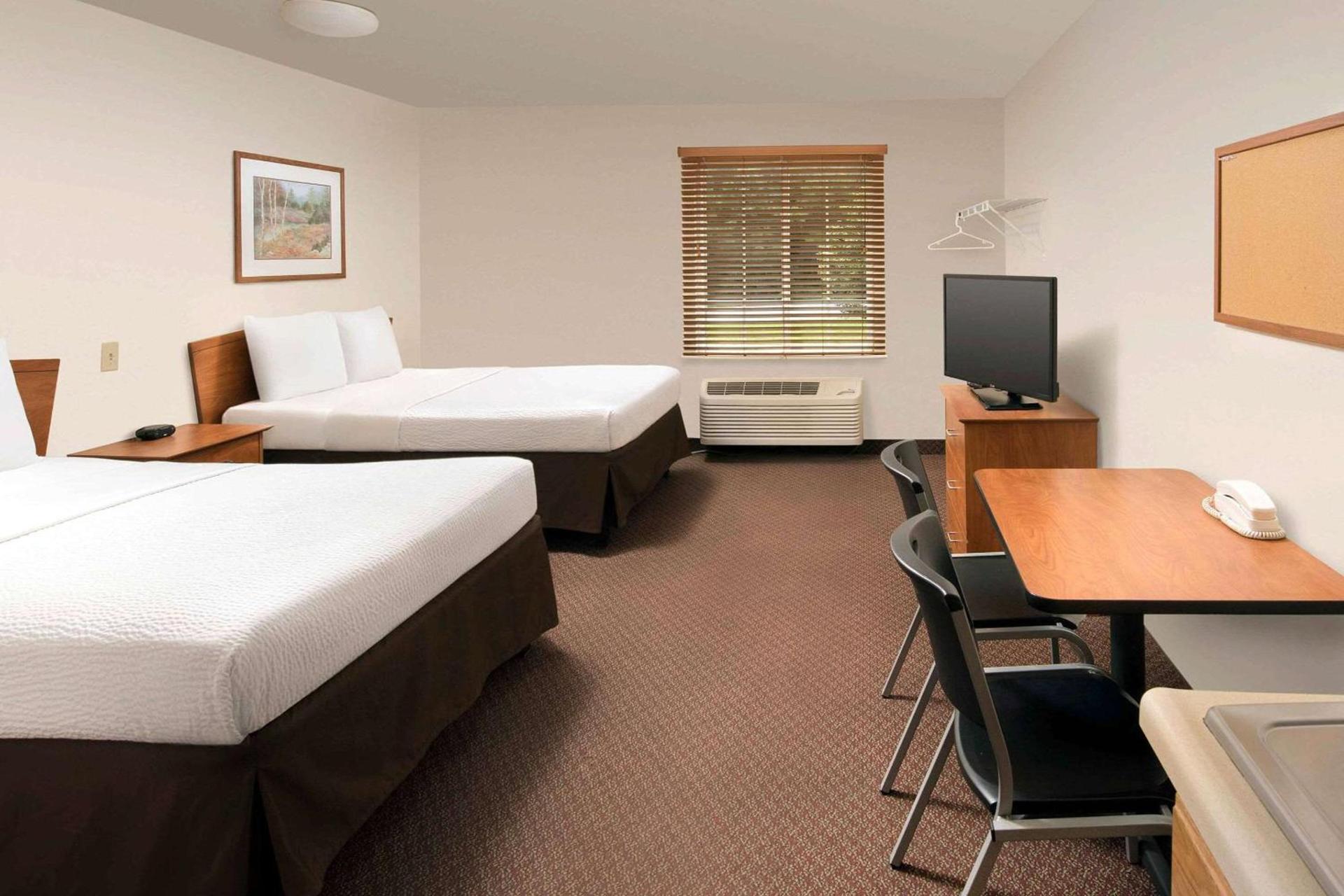 WoodSpring Suites Spartanburg - Duncan photo 13