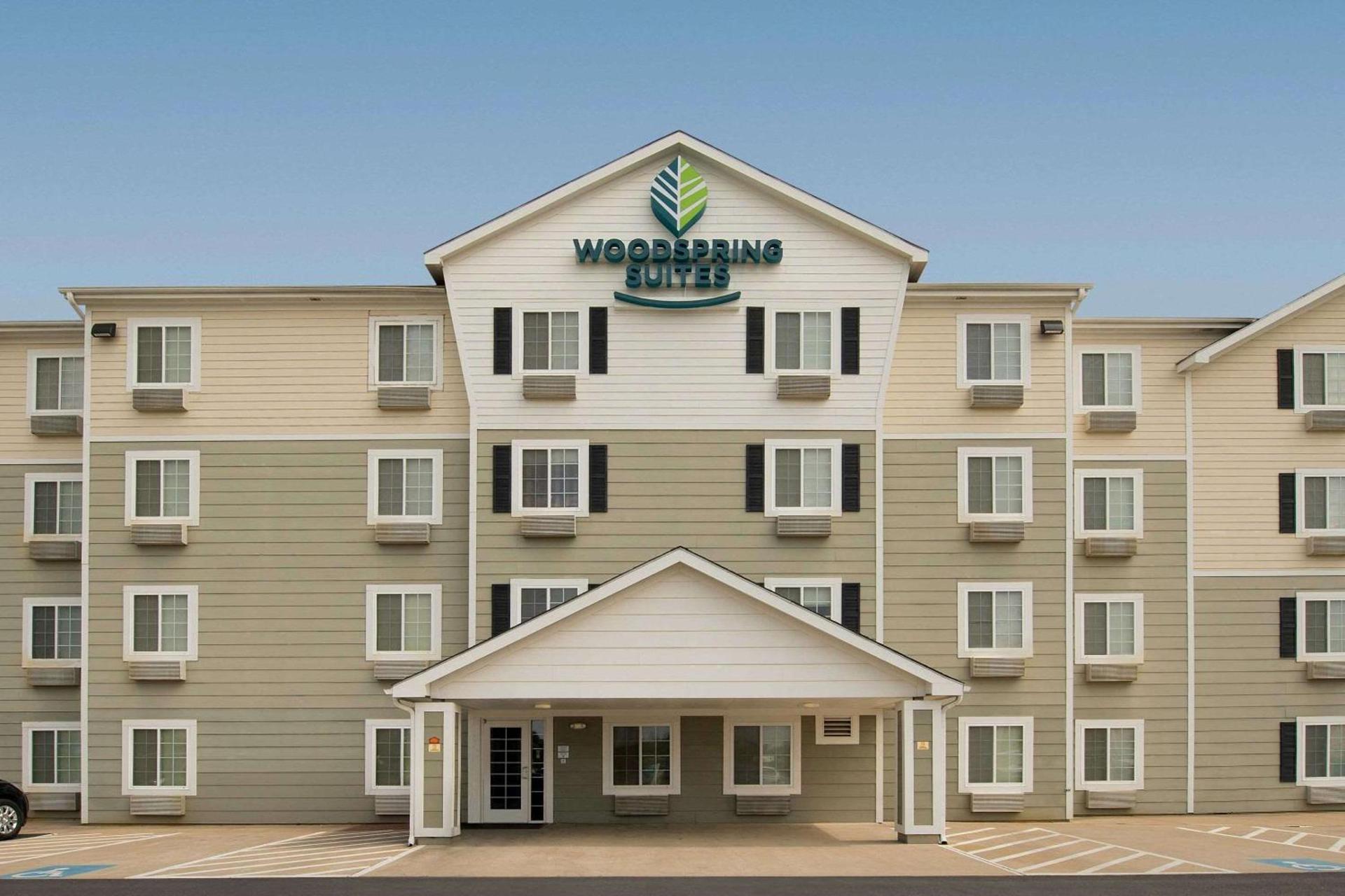 WoodSpring Suites Waco near University photo 4