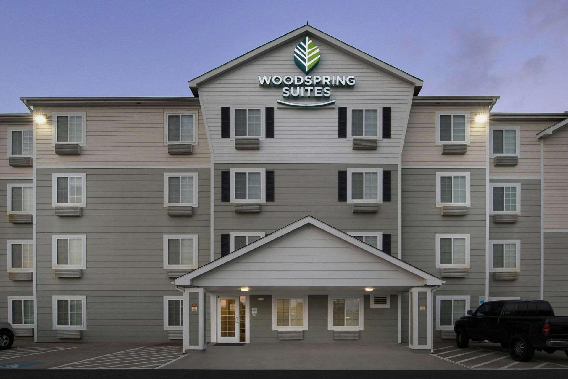 WoodSpring Suites Waco near University photo 1