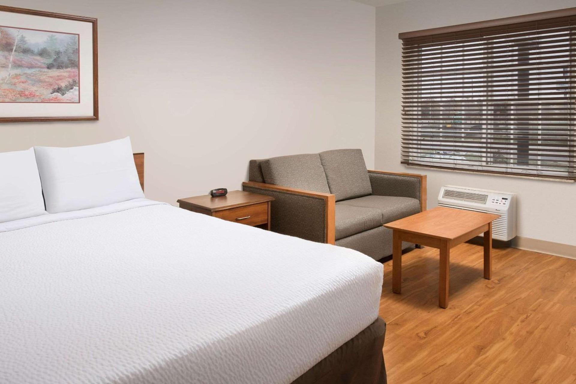 WoodSpring Suites Killeen photo 10
