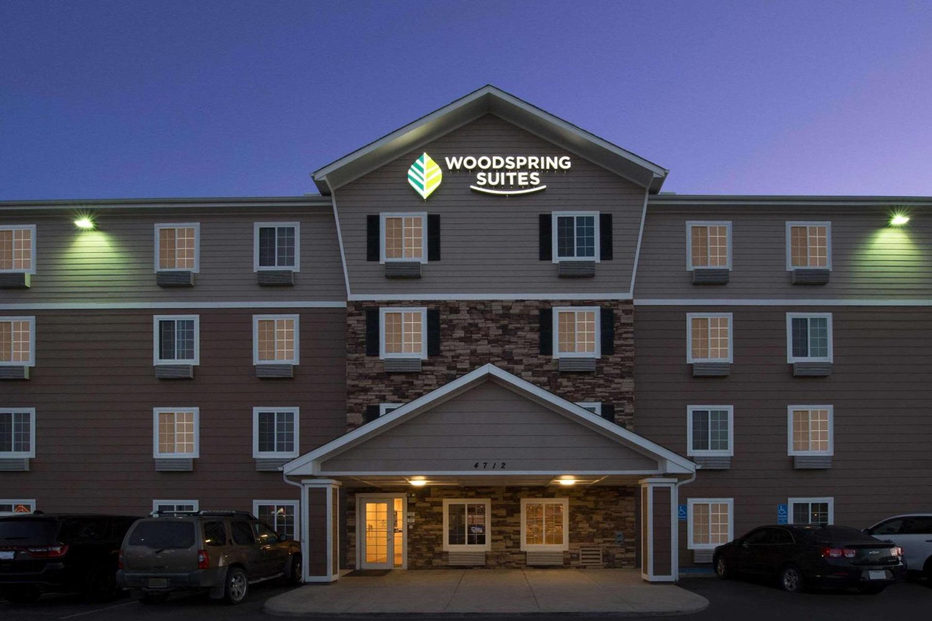 WoodSpring Suites Midland photo 3