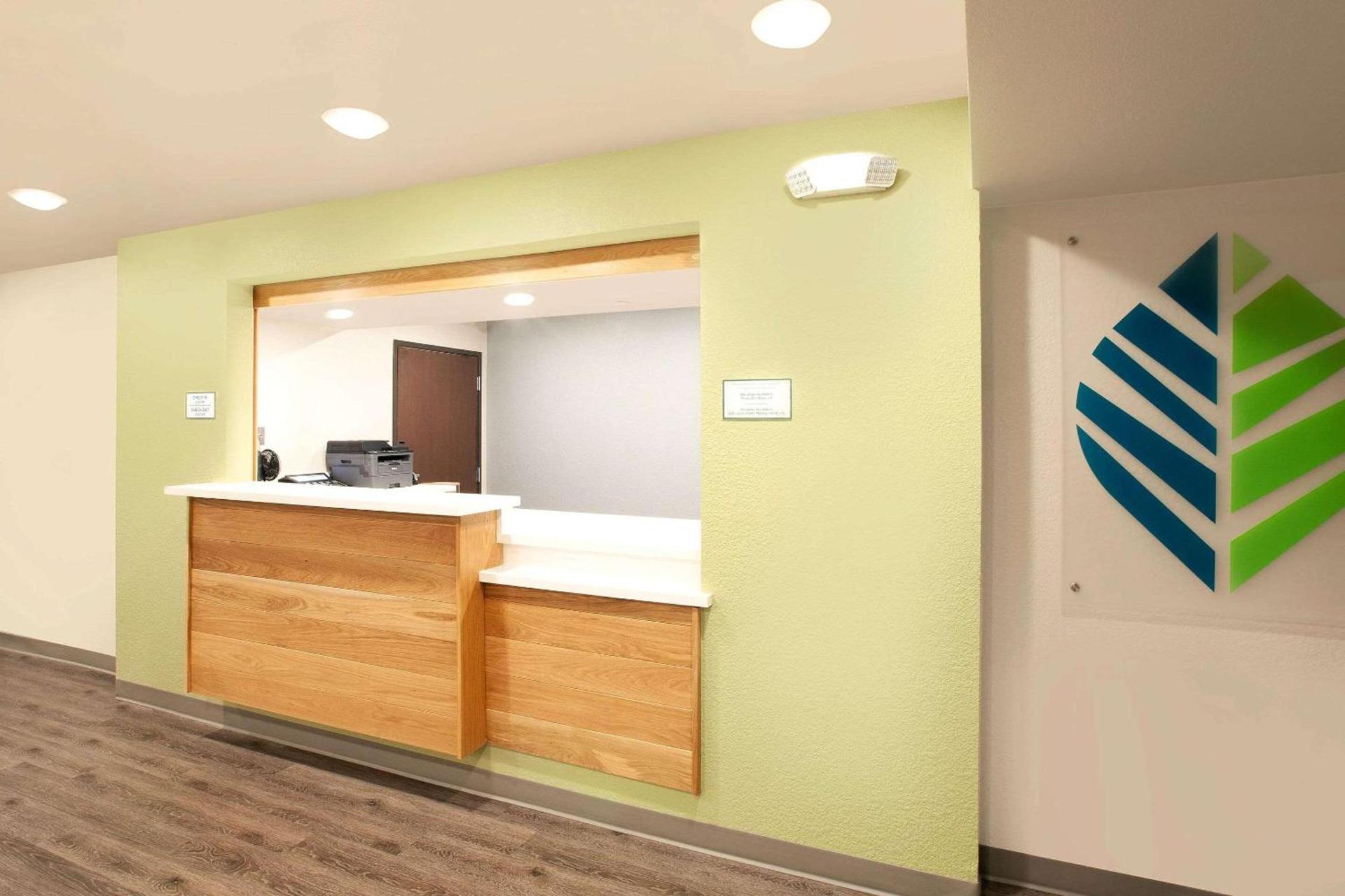 WoodSpring Suites Houston 288 South Medical Center photo 6