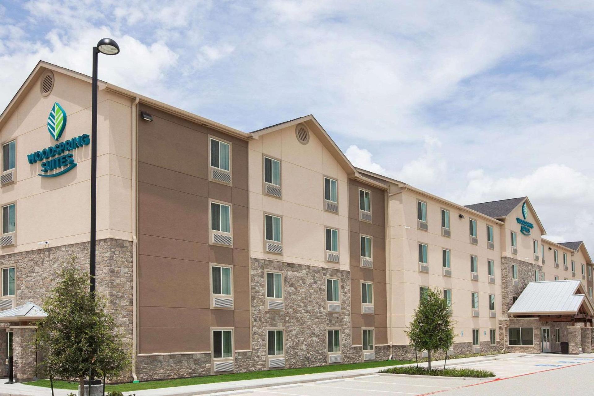 WoodSpring Suites Houston 288 South Medical Center photo 2