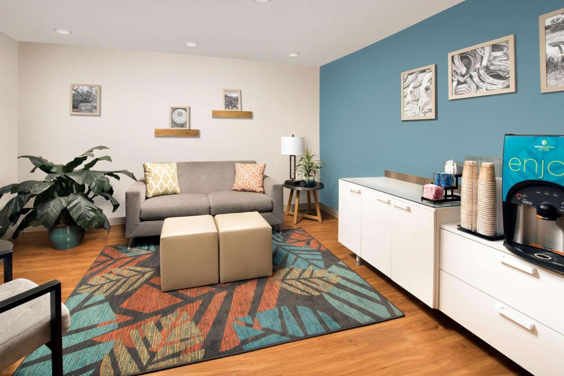 WoodSpring Suites San Angelo photo 6