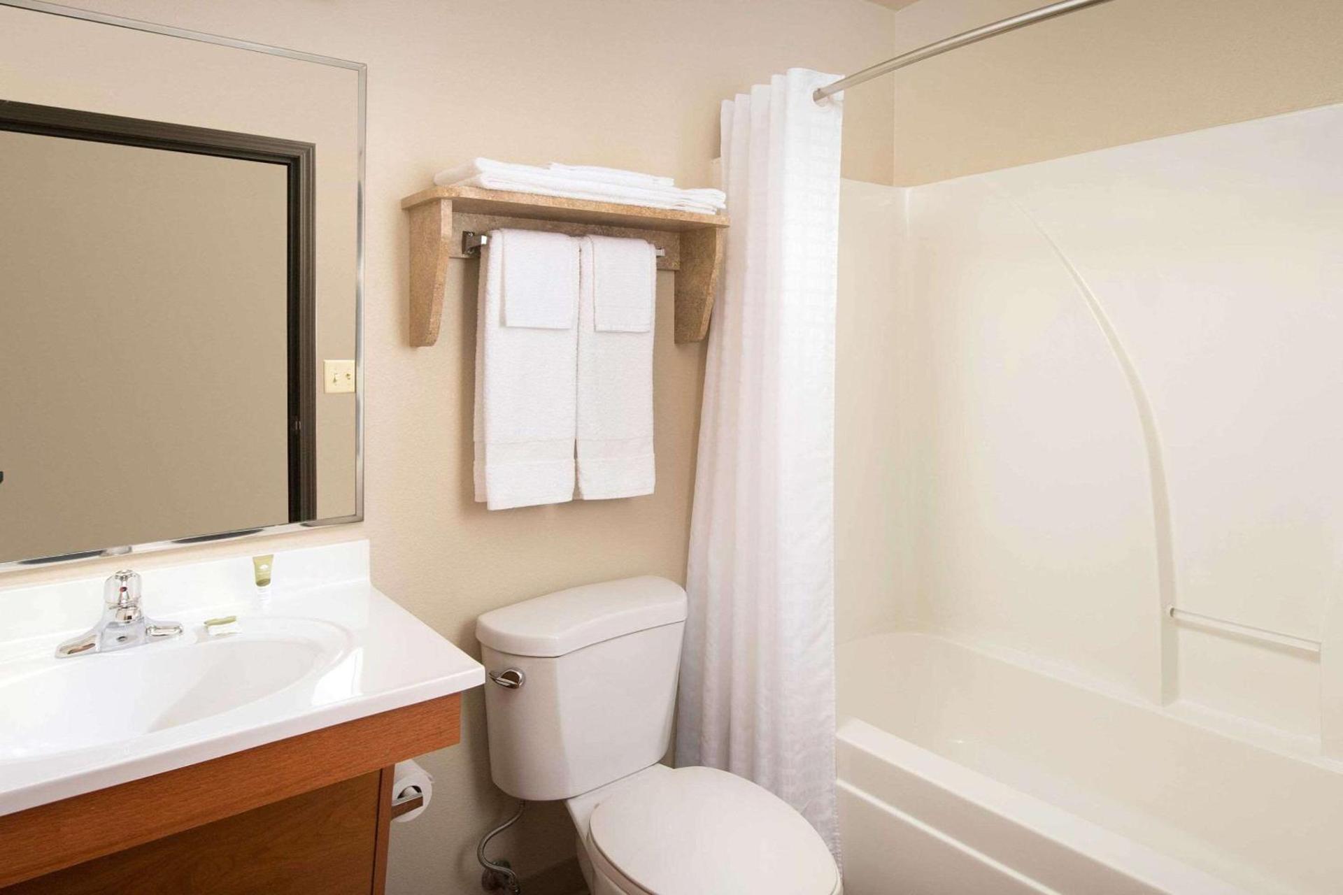 WoodSpring Suites San Angelo photo 13
