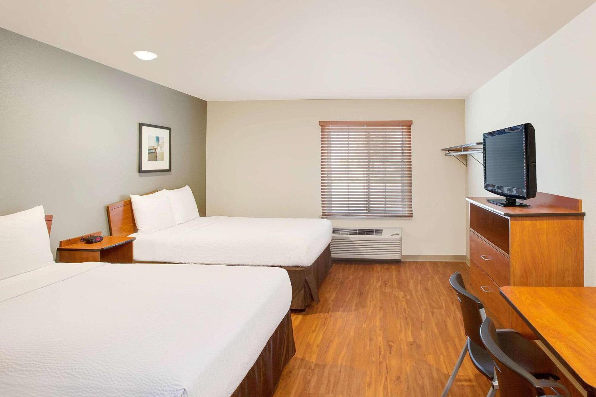 WoodSpring Suites College Station photo 11