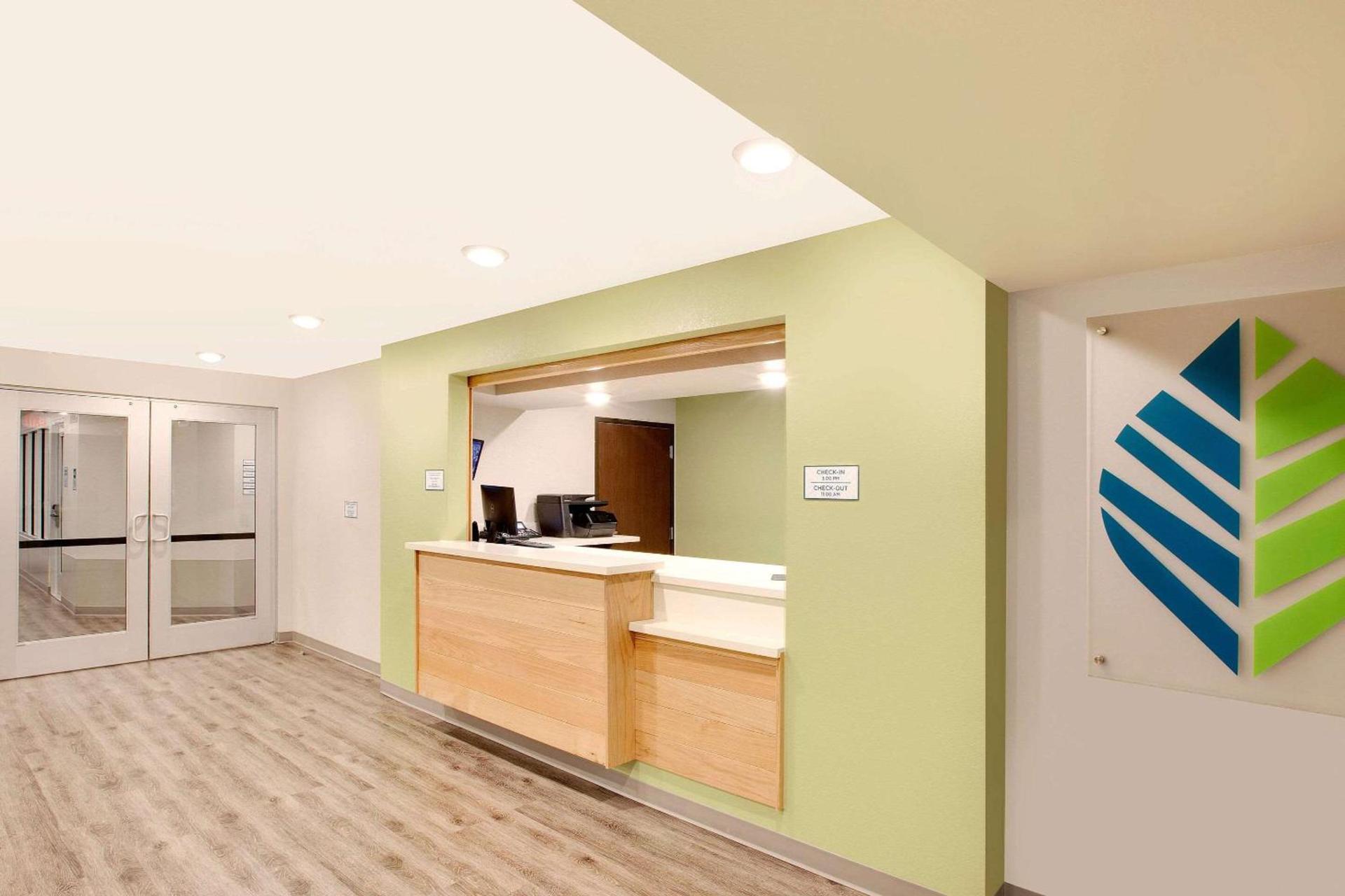 WoodSpring Suites Houston Northwest photo 4
