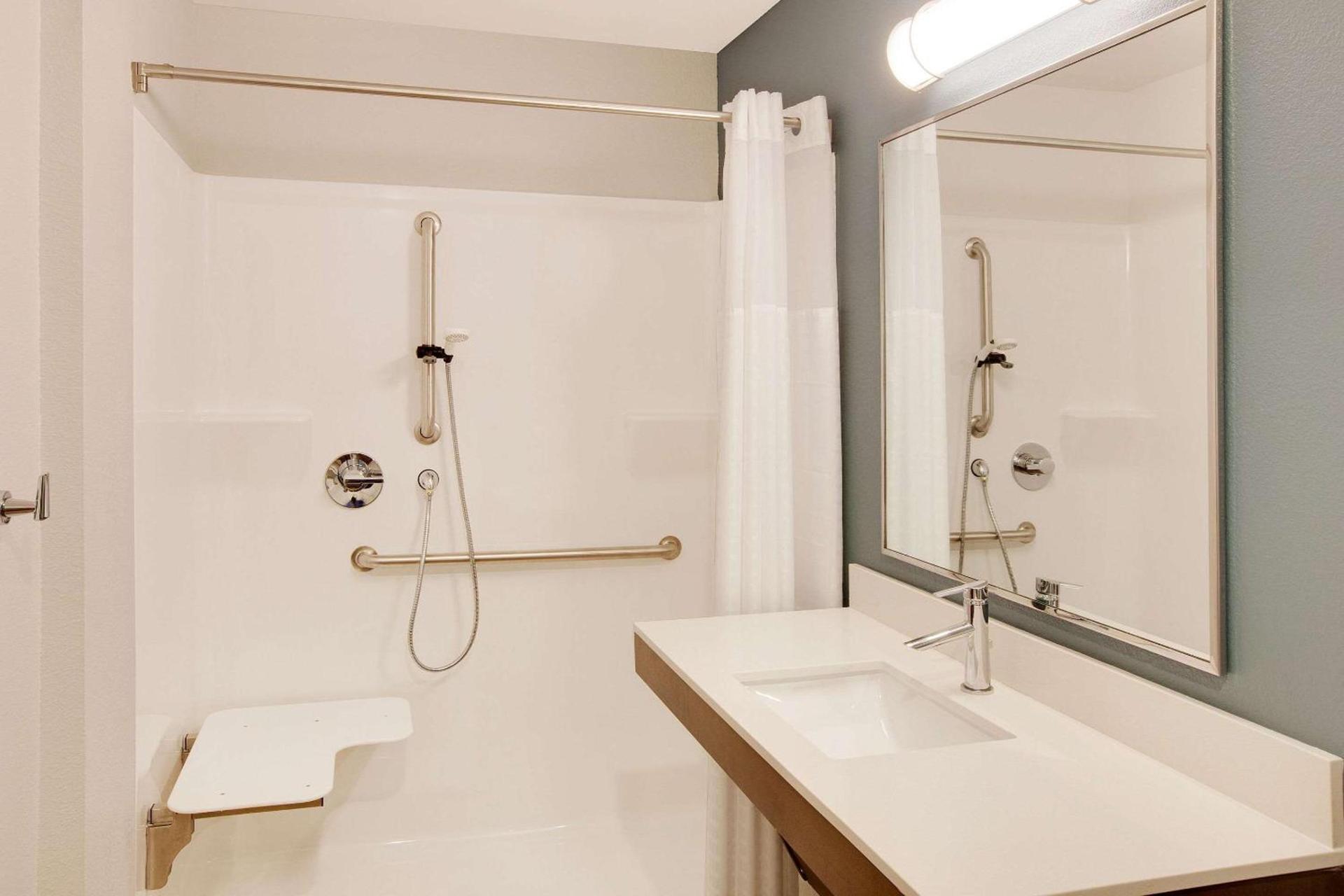 WoodSpring Suites Houston Northwest photo 13