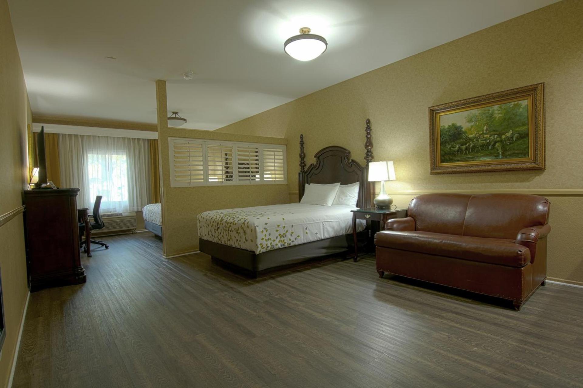 Azure Hotel&Suites Ontario Trademark Collection by Wyndham photo 50