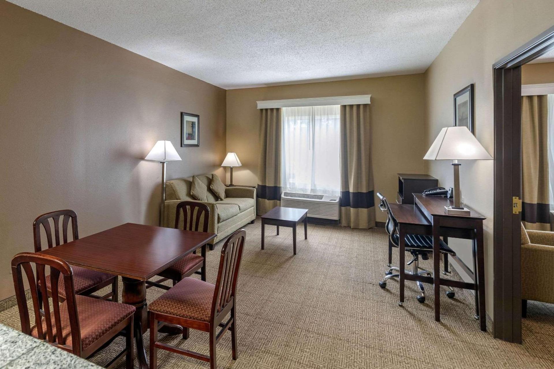 Comfort Suites The Colony - Plano West photo 13