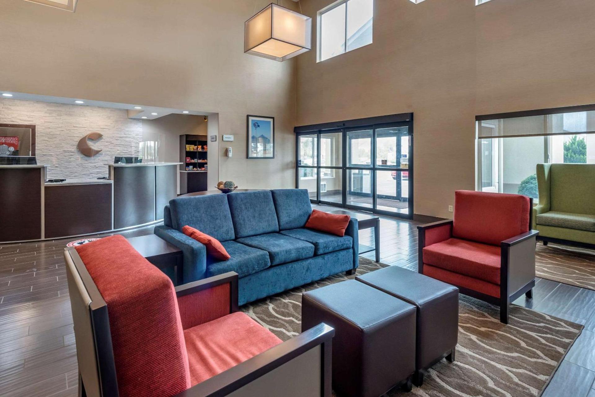 Comfort Suites Auburn near I-69 photo 5