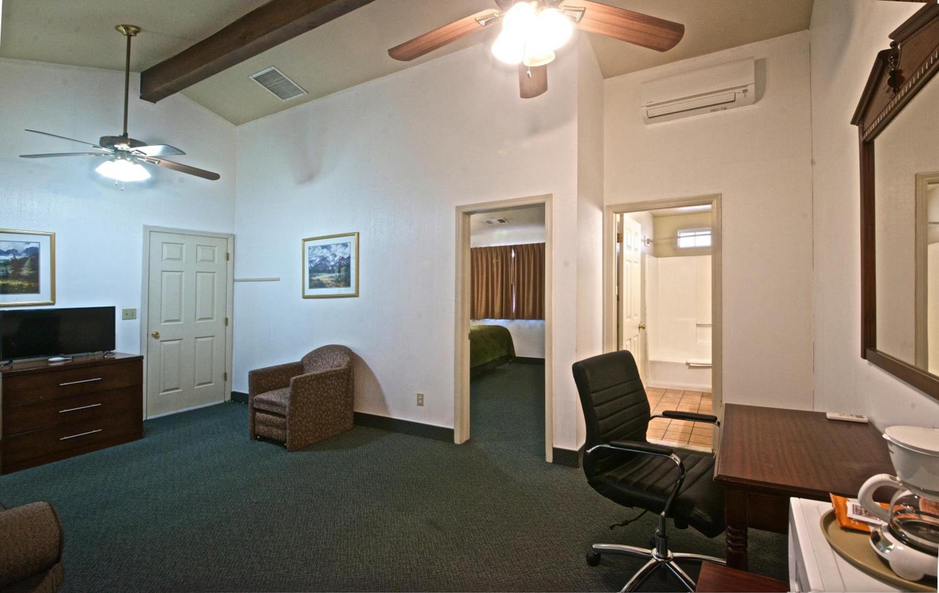 Quality Inn Yosemite Valley Gateway photo 63