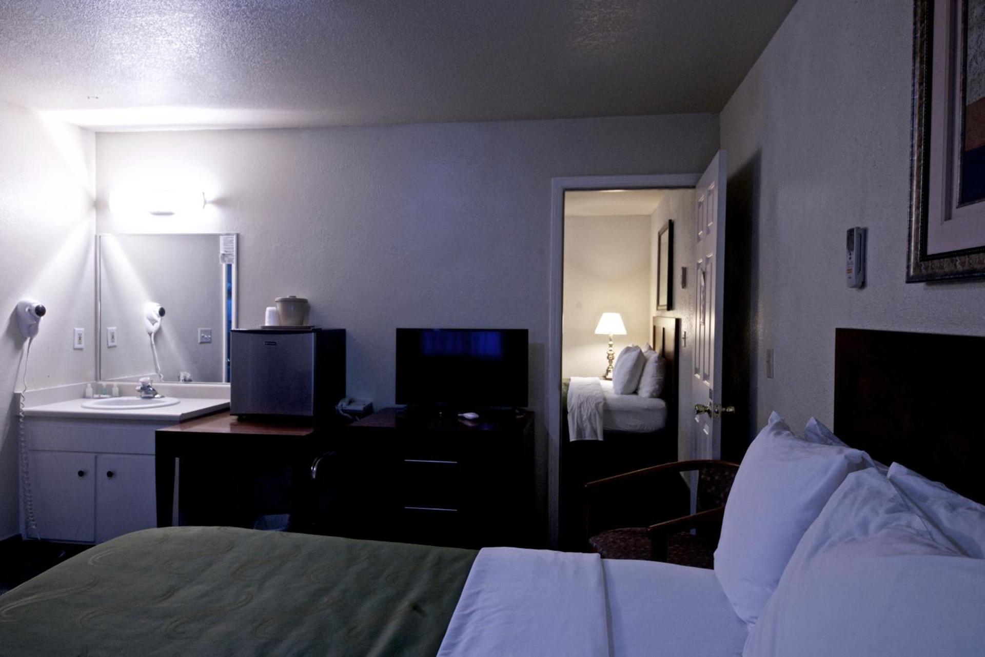 Quality Inn Yosemite Valley Gateway photo 47