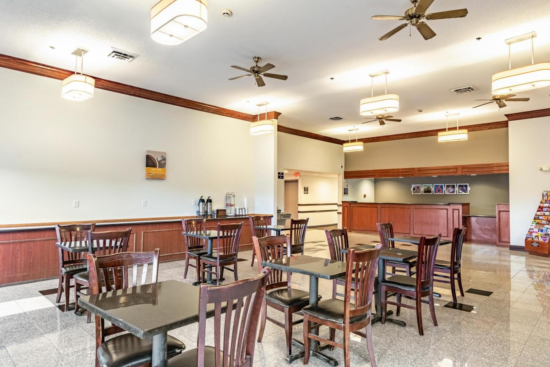 Motel 6 Walton, KY - Richwood - Cincinnati Airport South photo 27