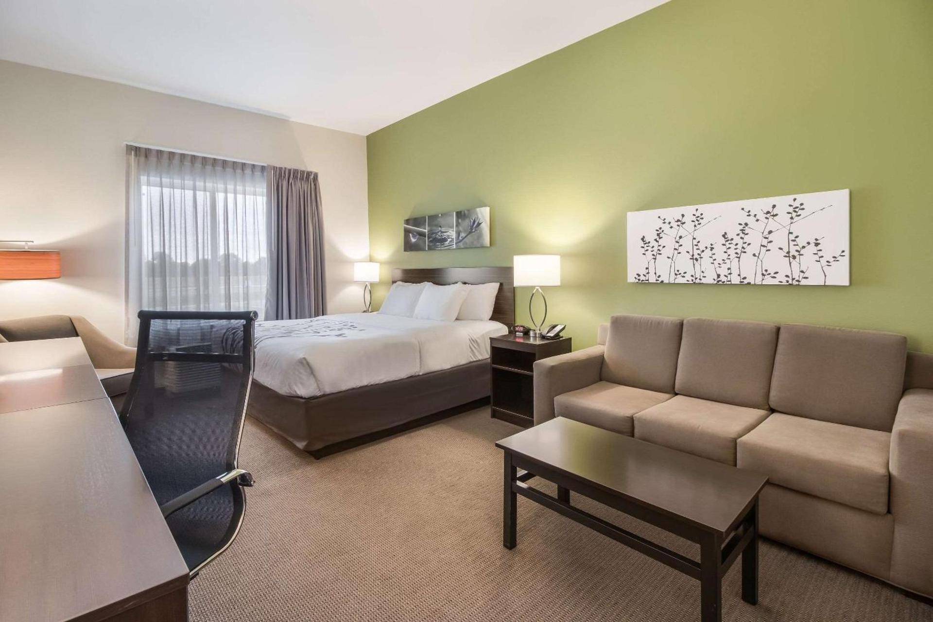 Sleep Inn at Discovery Park of America photo 17