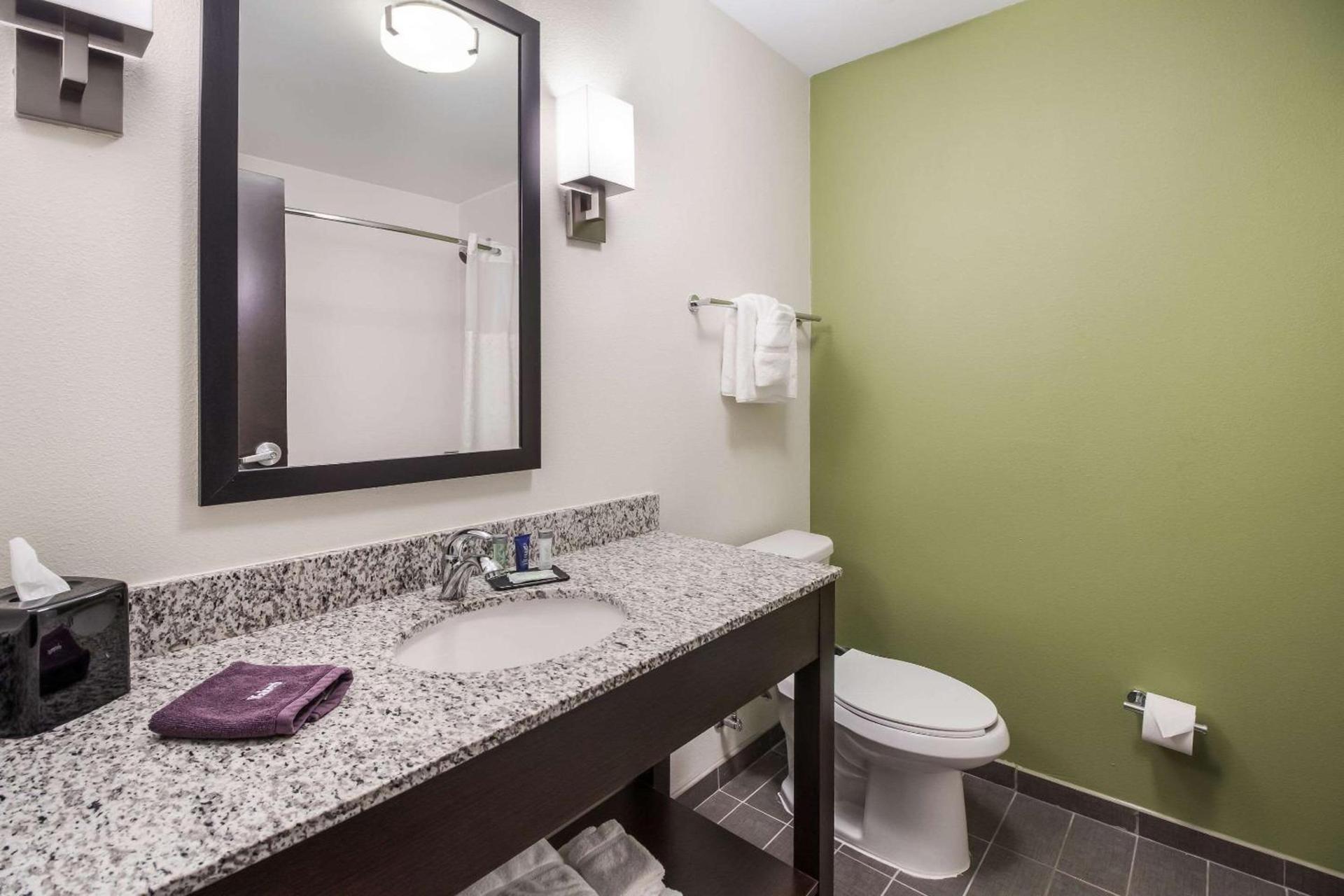 Sleep Inn at Discovery Park of America photo 16