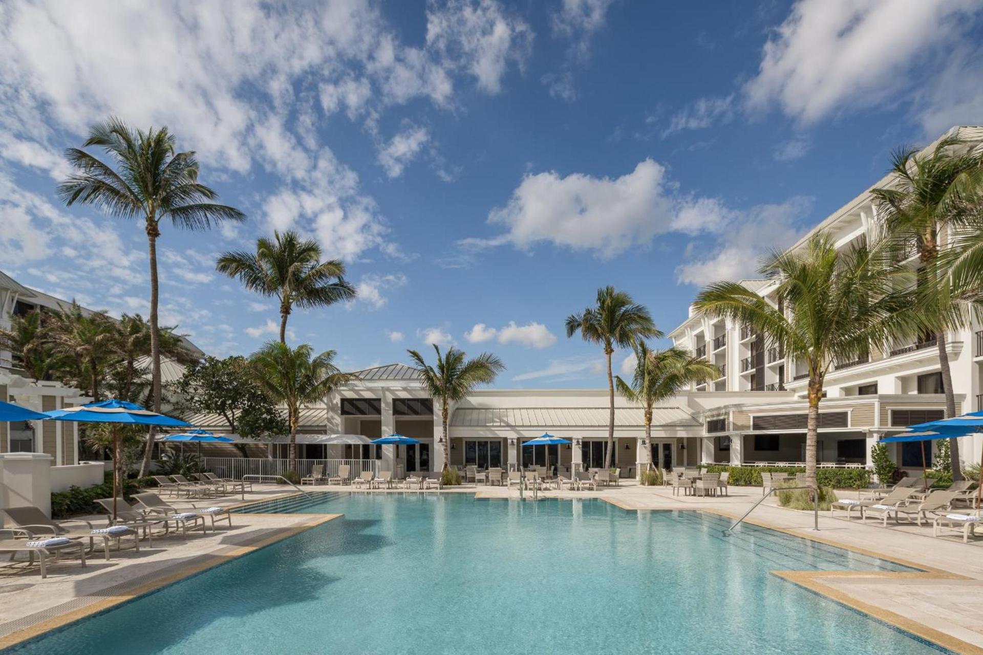 Opal Grand Oceanfront Resort & Spa photo 9